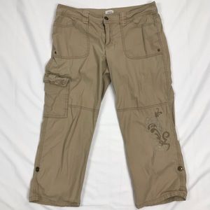 Cache tan embroidered Capri pants size 6